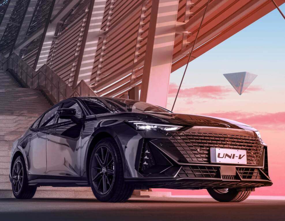 UNI-V trasera